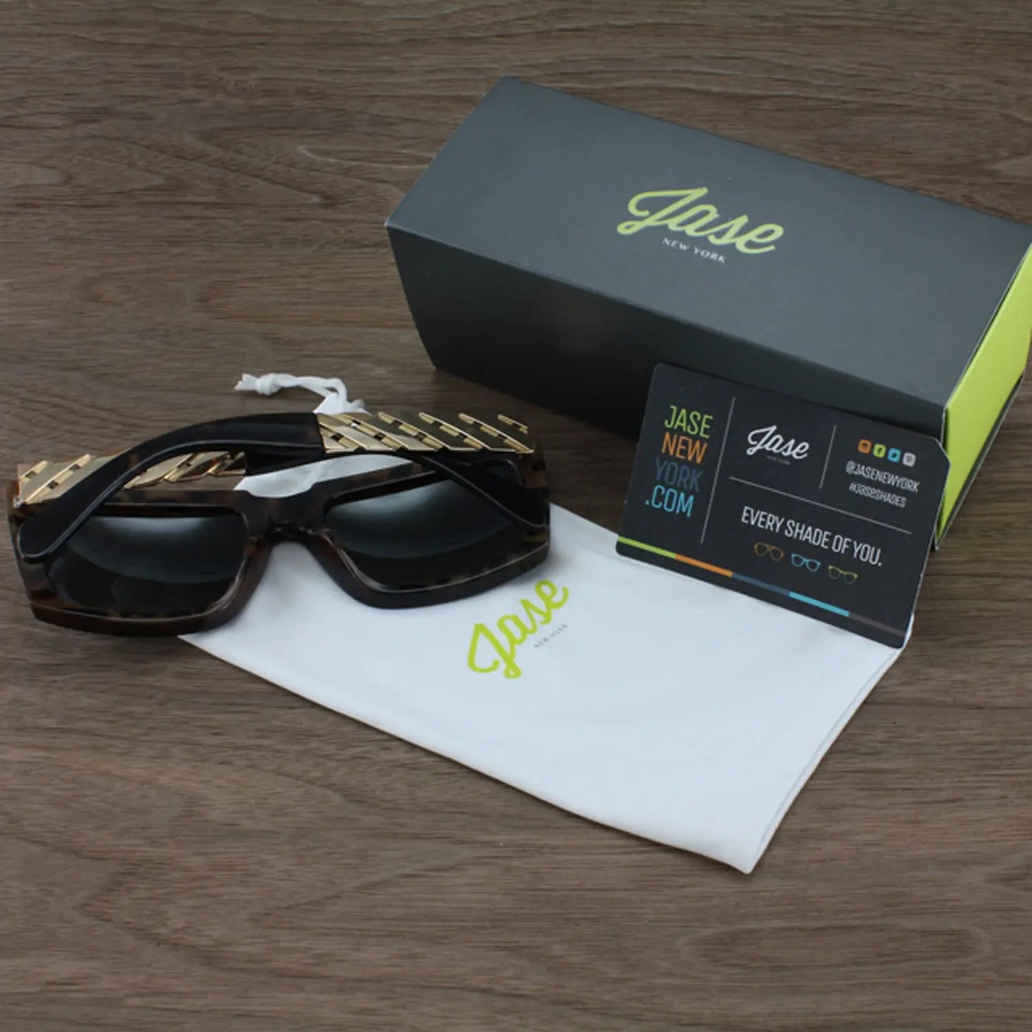 Jase New York Casero Sunglasses Mint Green Cherry